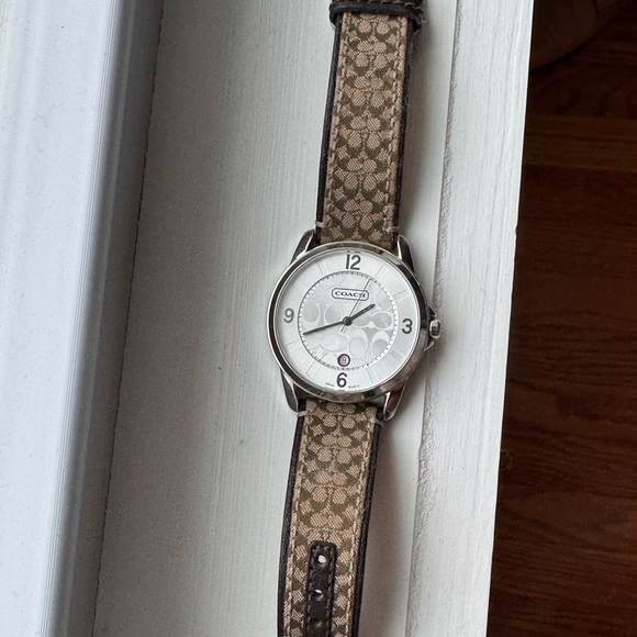 Coach watch - Picture 7 of 8